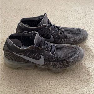Men’s Nike vapor max air max tennis shoes